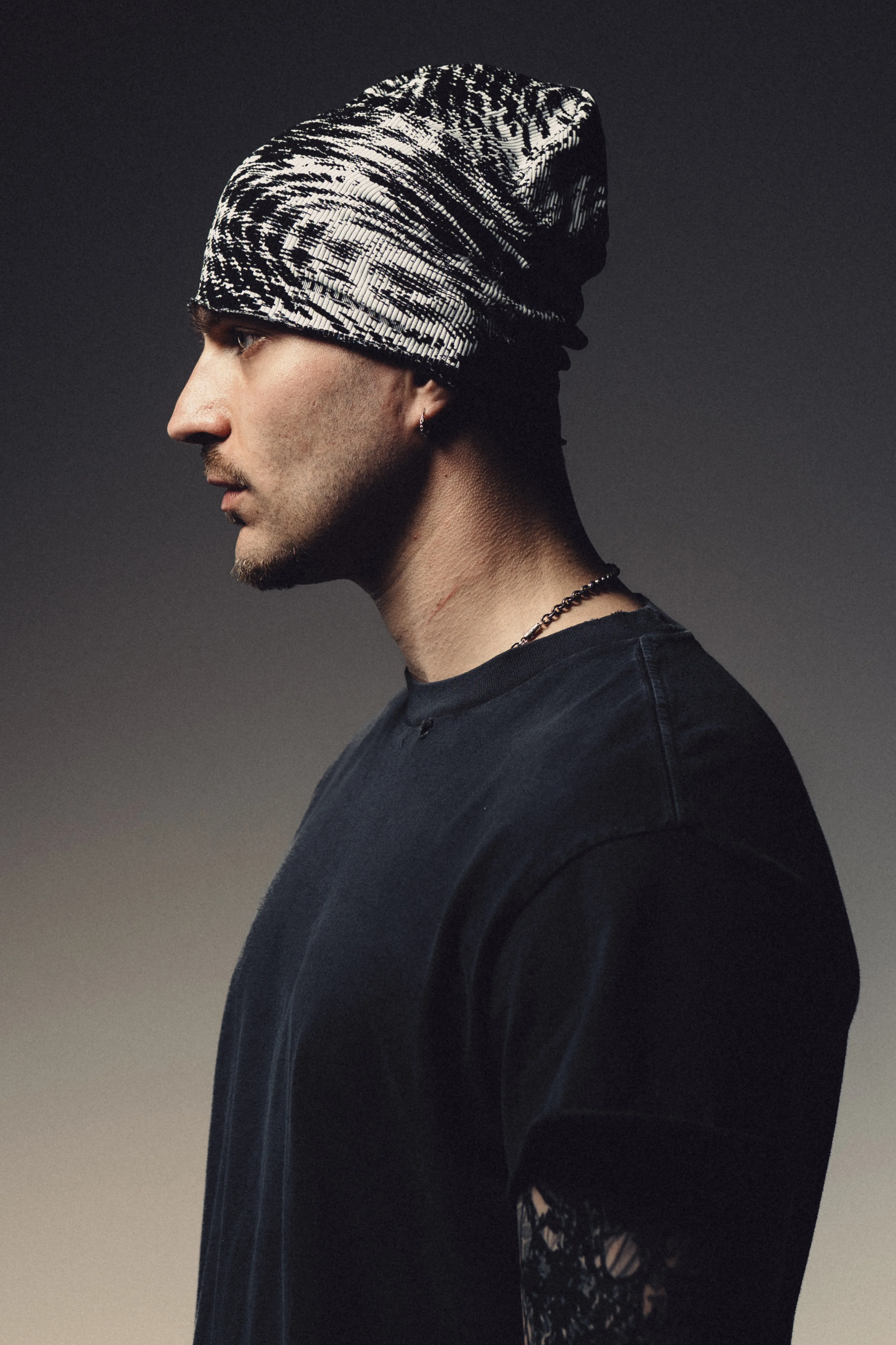 Jacquard Lightweight Cotton Beanie - Black & White - Image 4