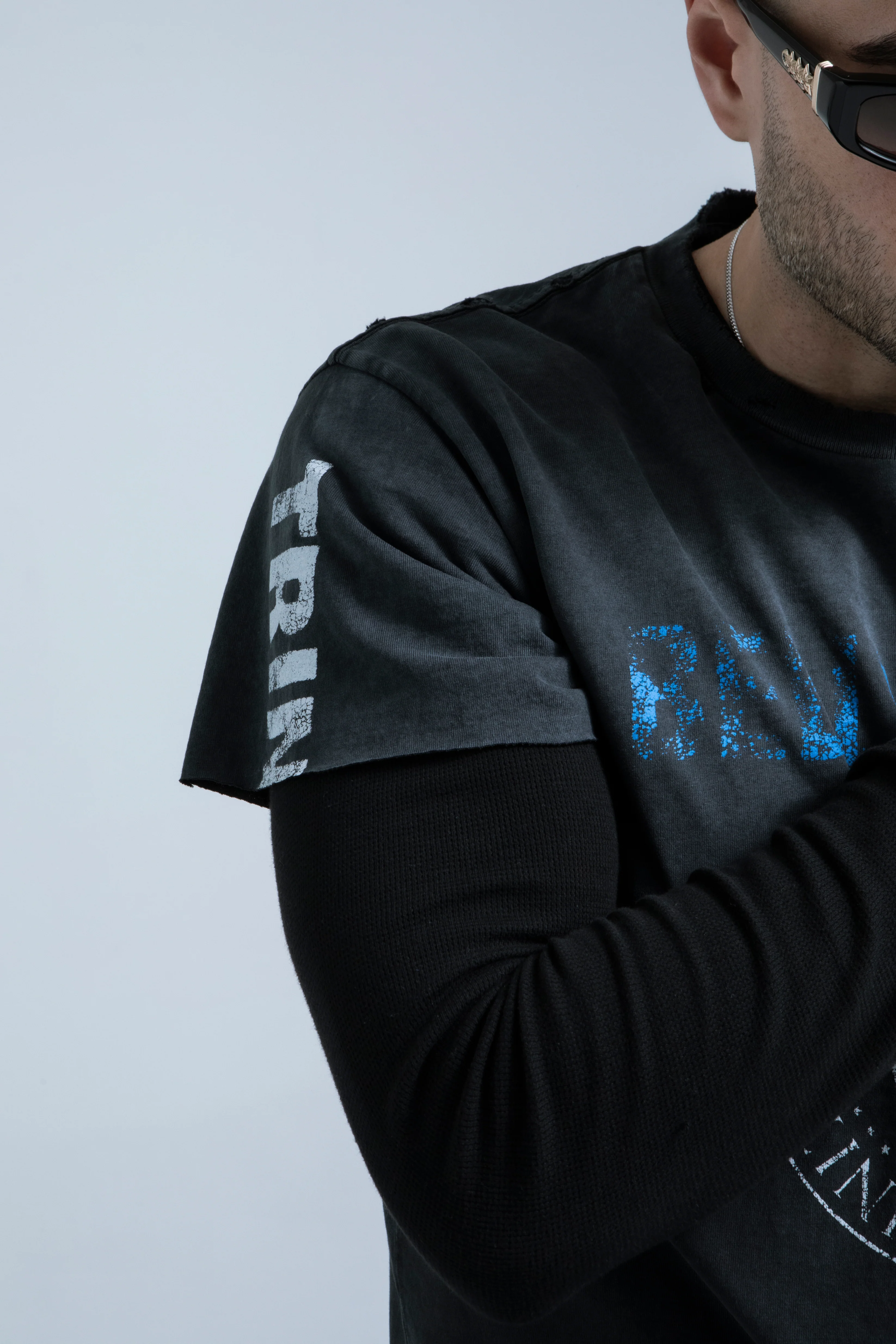 Shield Tee - Off Black - Image 4